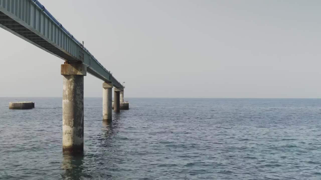 Free Video Stock Structure In The Sea Live Wallpaper