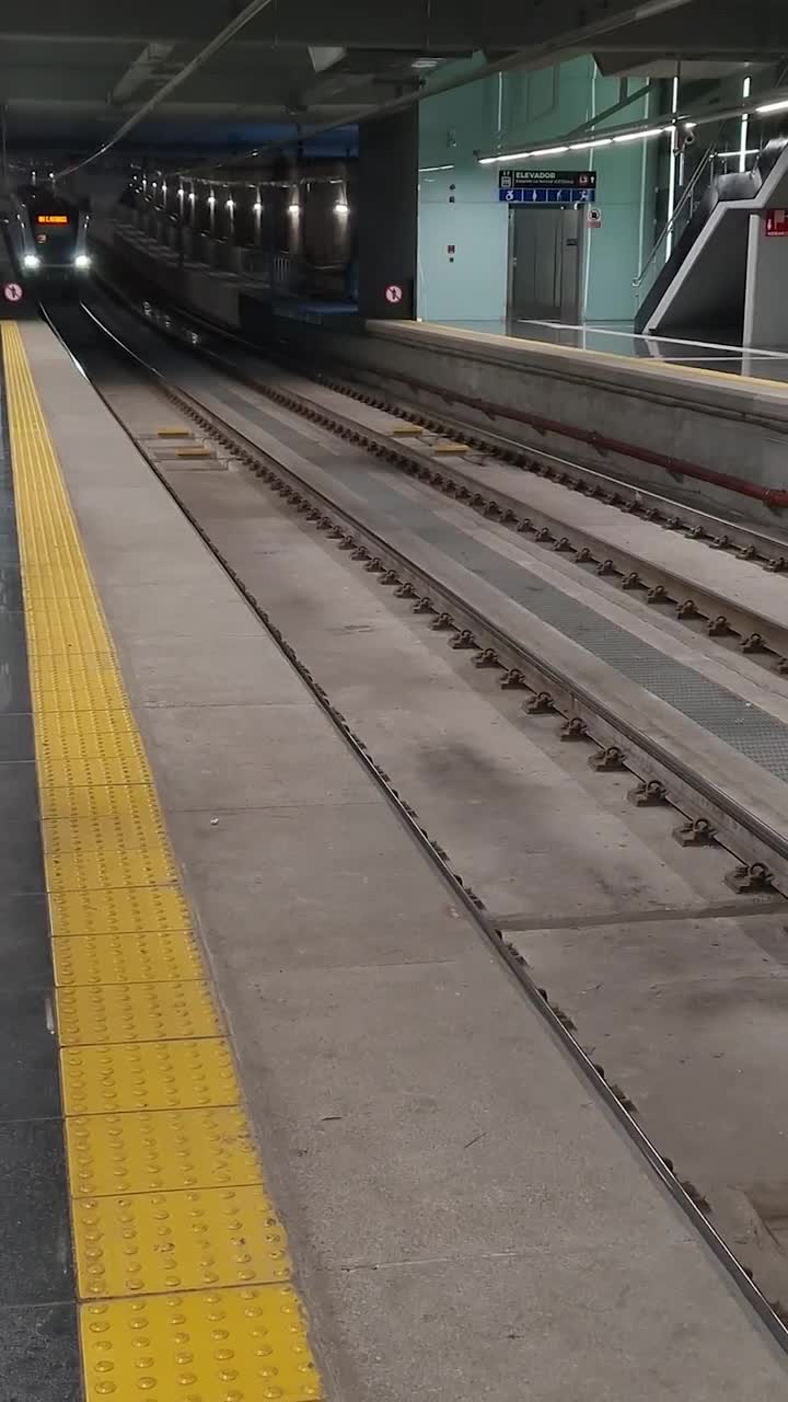 Free Video Stock Subway Line Arriving At An Underground Station Live Wallpaper