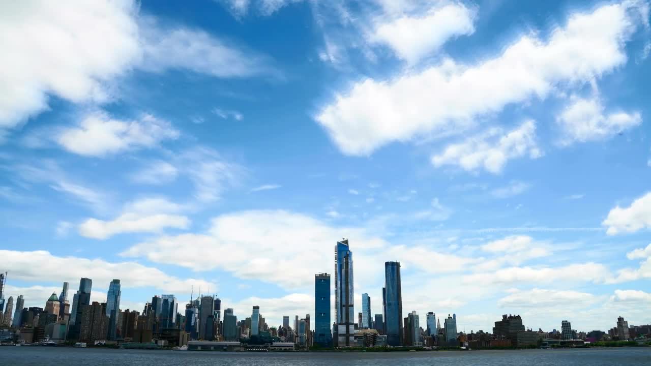 Free Video Stock Summer Across New York Live Wallpaper