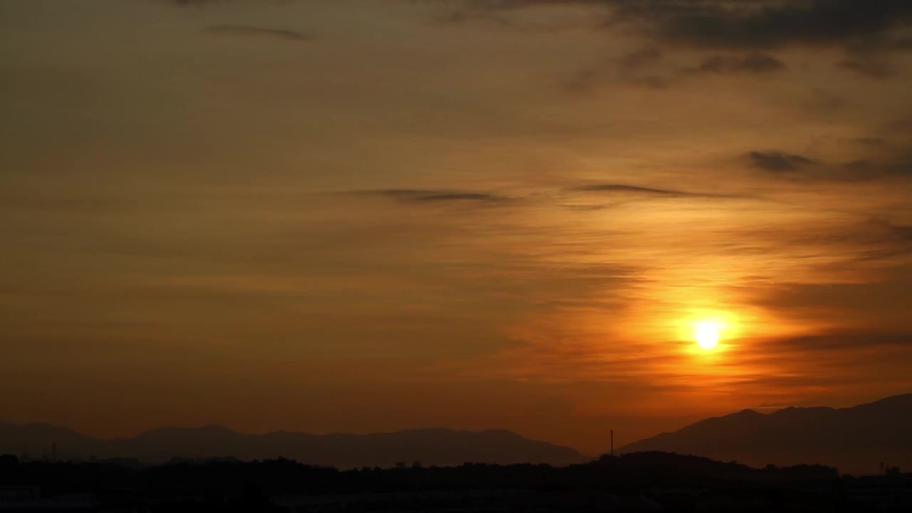 Free Video Stock Sun Rising Above The Hills Live Wallpaper