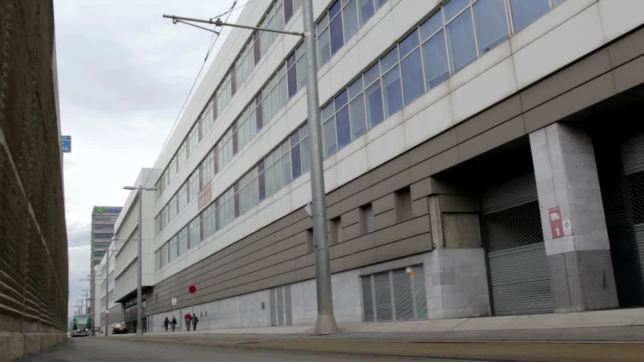 Free Video Stock tram network in barcelona Live Wallpaper