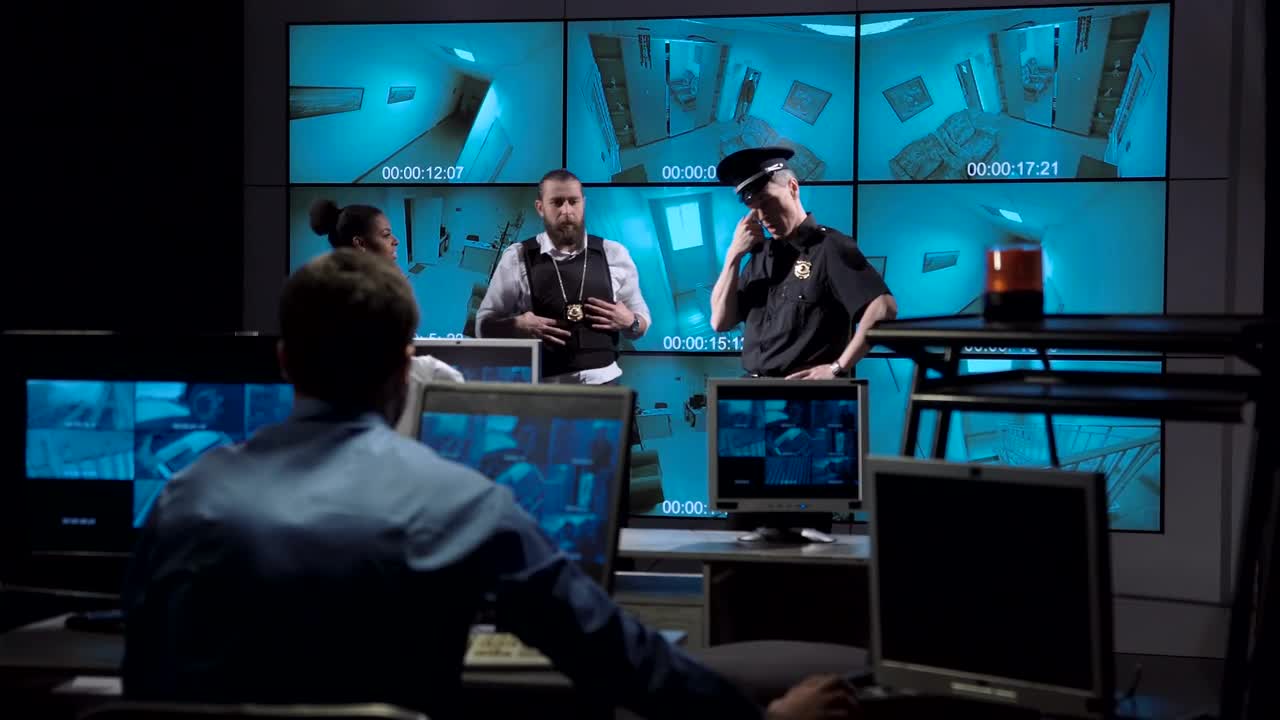 Free Video Stock surveillance center goes into alert Live Wallpaper