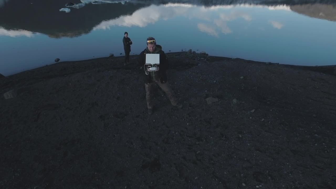 Free Video Stock taking a photo with a drone Live Wallpaper