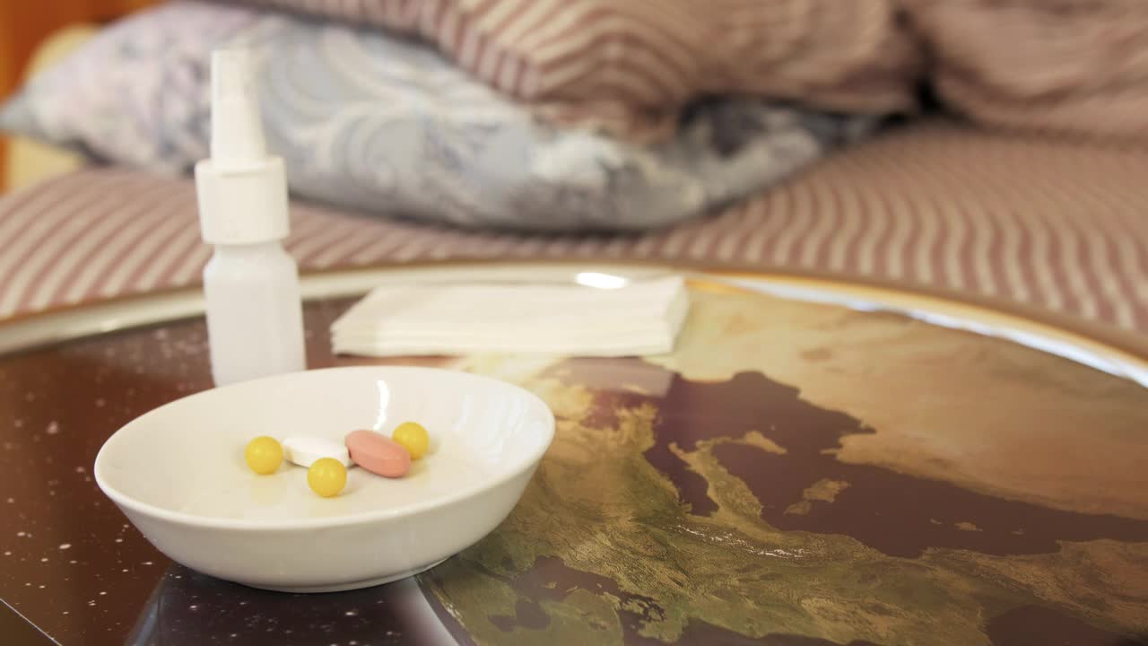 Free Video Stock taking flu medicine Live Wallpaper