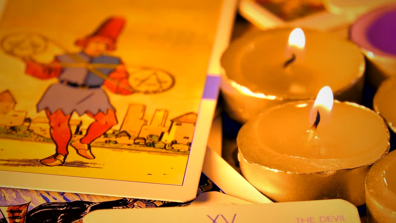 Free Video Stock tarot cards and candles Live Wallpaper