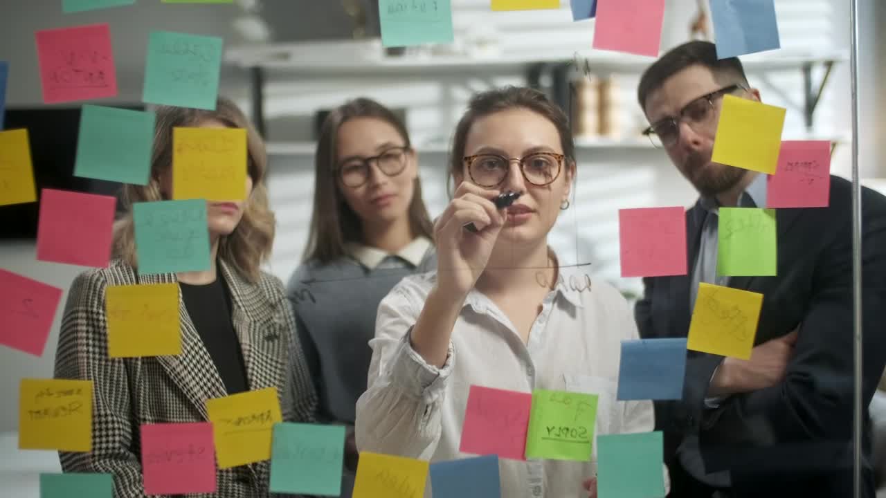 Free Video Stock team of entrepreneurs at a planning meeting Live Wallpaper