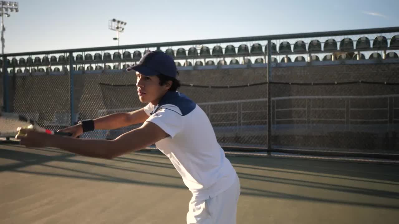 Free Video Stock tennis player serving Live Wallpaper