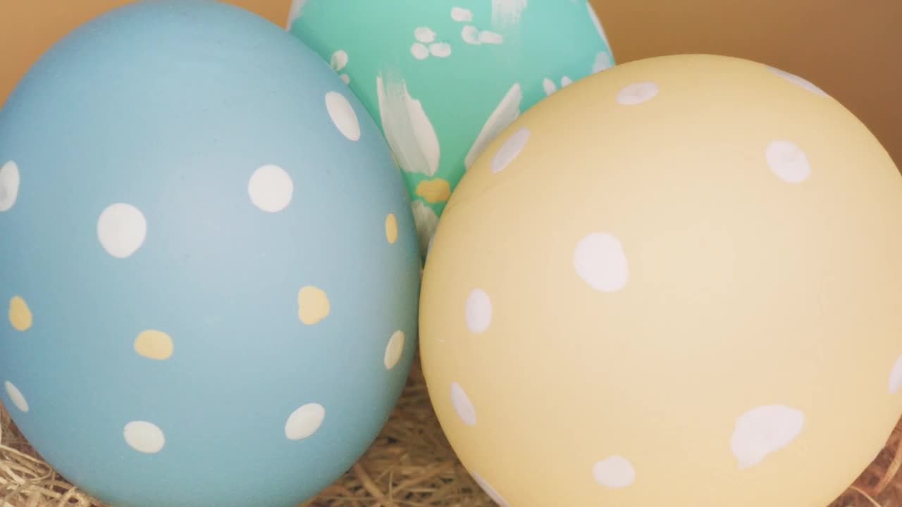 Free Video Stock texture of decorated easter eggs Live Wallpaper