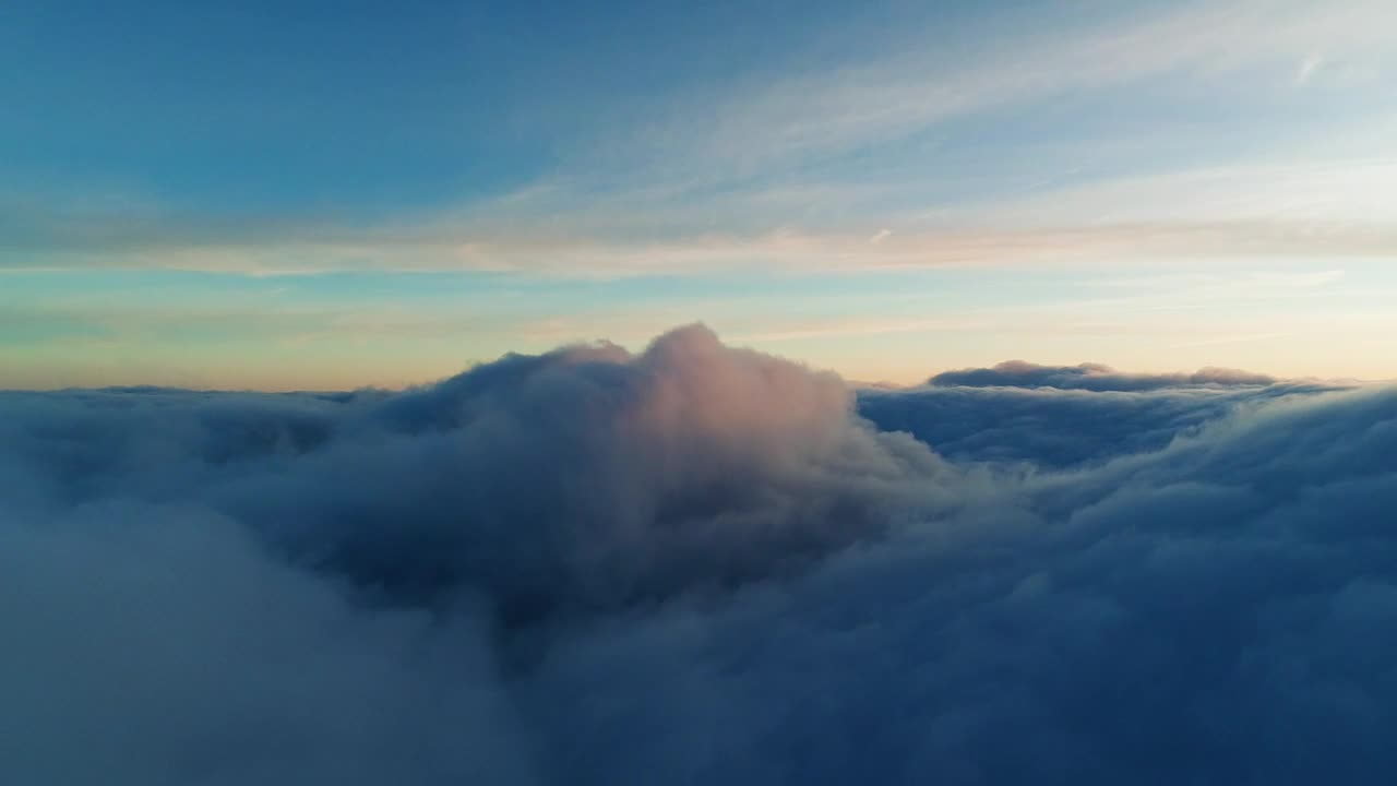 Free Video Stock texture of thick clouds seen from above Live Wallpaper