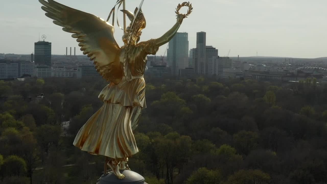 Free Video Stock the berlin victory column golden statue Live Wallpaper