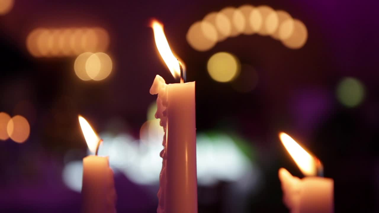 Free Video Stock three candle burning Live Wallpaper