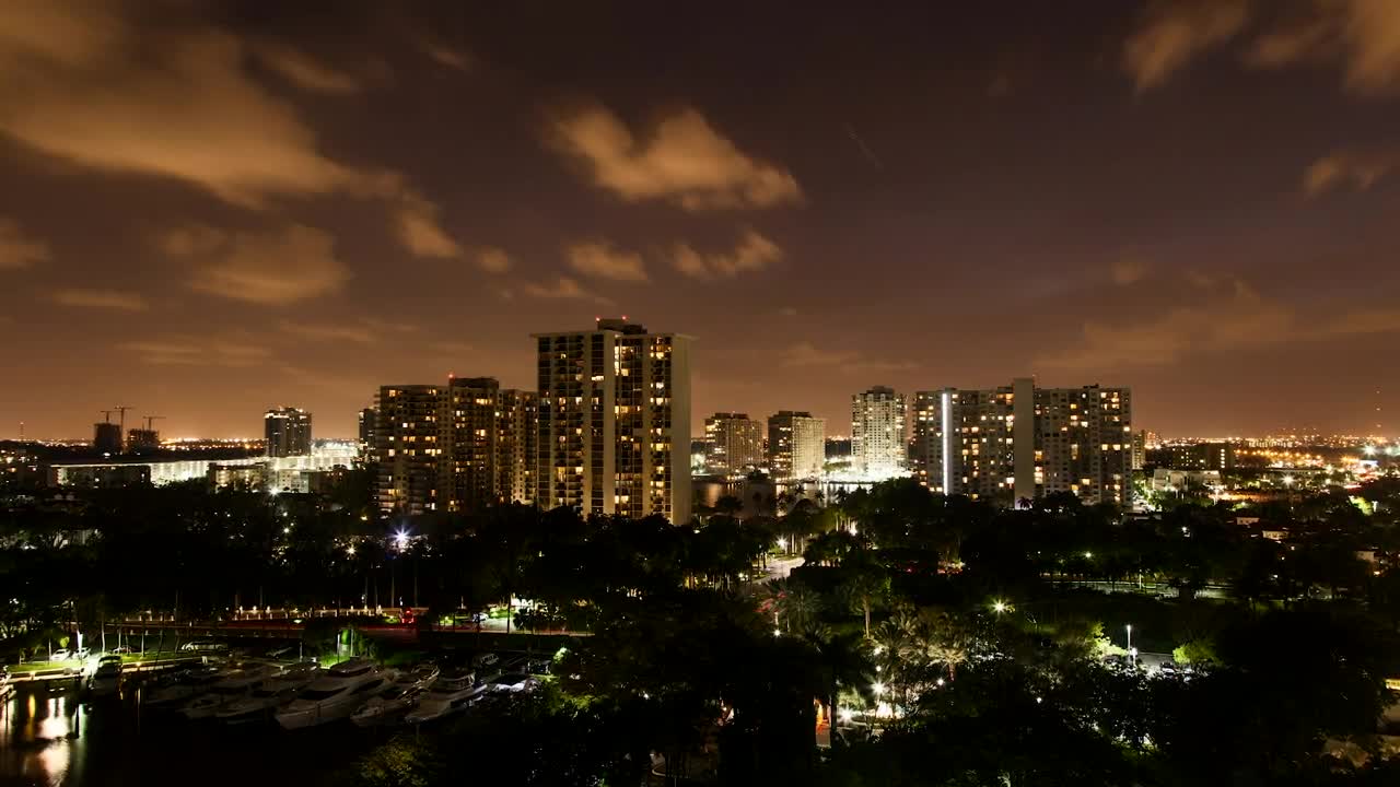 Free Video Stock timelapse of clouds at night Live Wallpaper