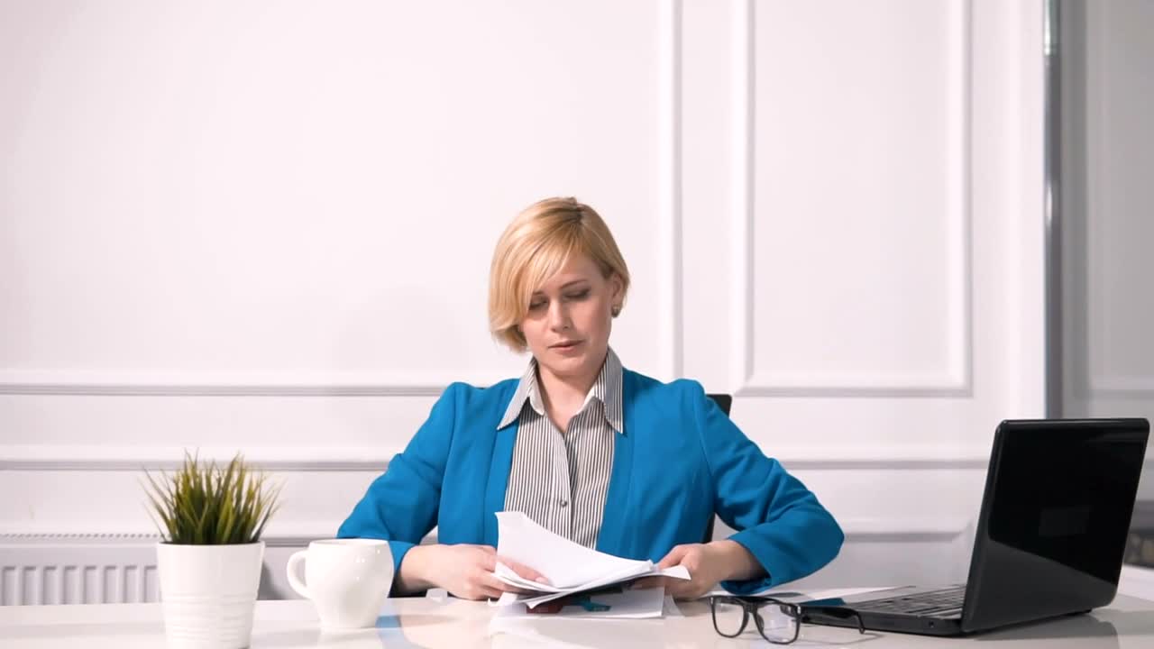 Free Video Stock tired woman fed up with work throws papers in air Live Wallpaper