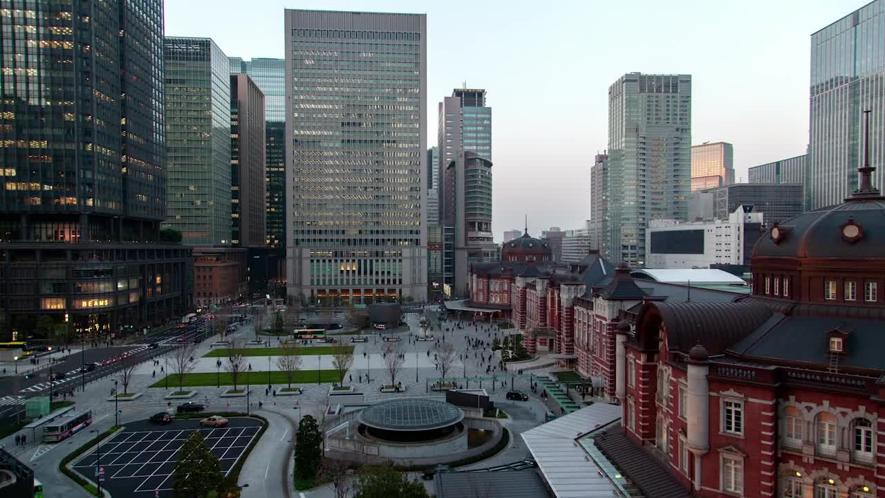 Free Video Stock tokyo railway station time lapse Live Wallpaper