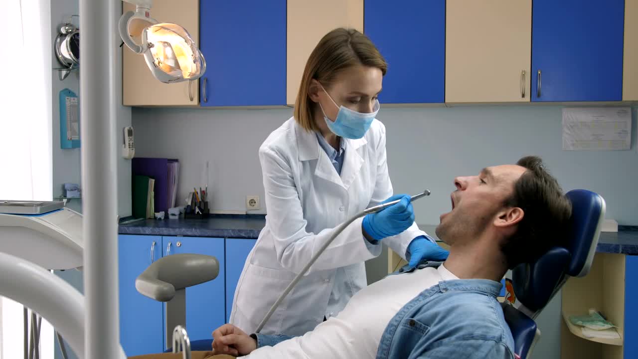 Free Video Stock tooth decay treatment at the clinic Live Wallpaper