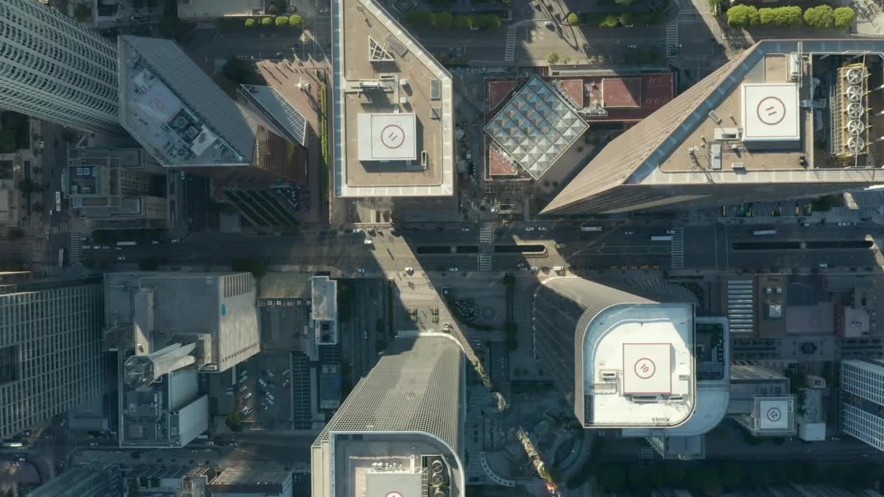 Free Video Stock top shot of avenues and buildings in los angeles Live Wallpaper