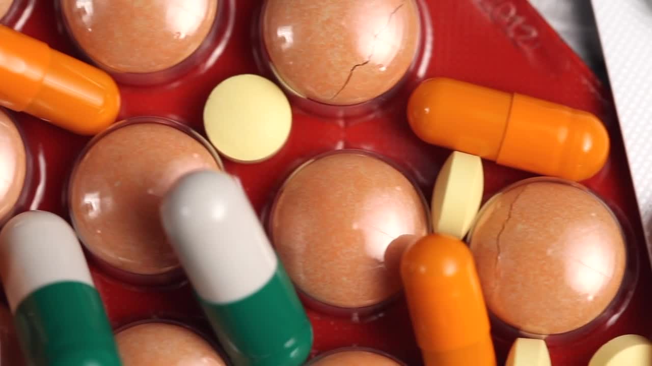 Free Video Stock top view of pharmaceutical drugs Live Wallpaper