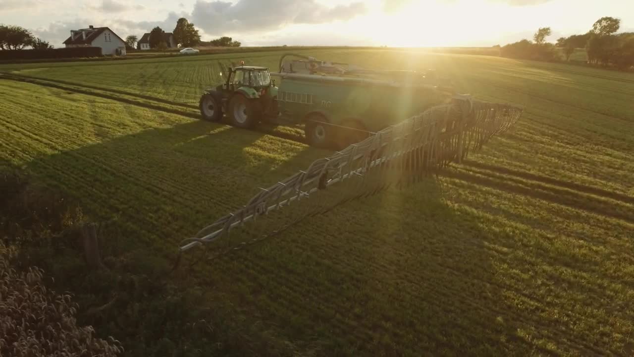 Free Video Stock tractor preparing to spray a field Live Wallpaper