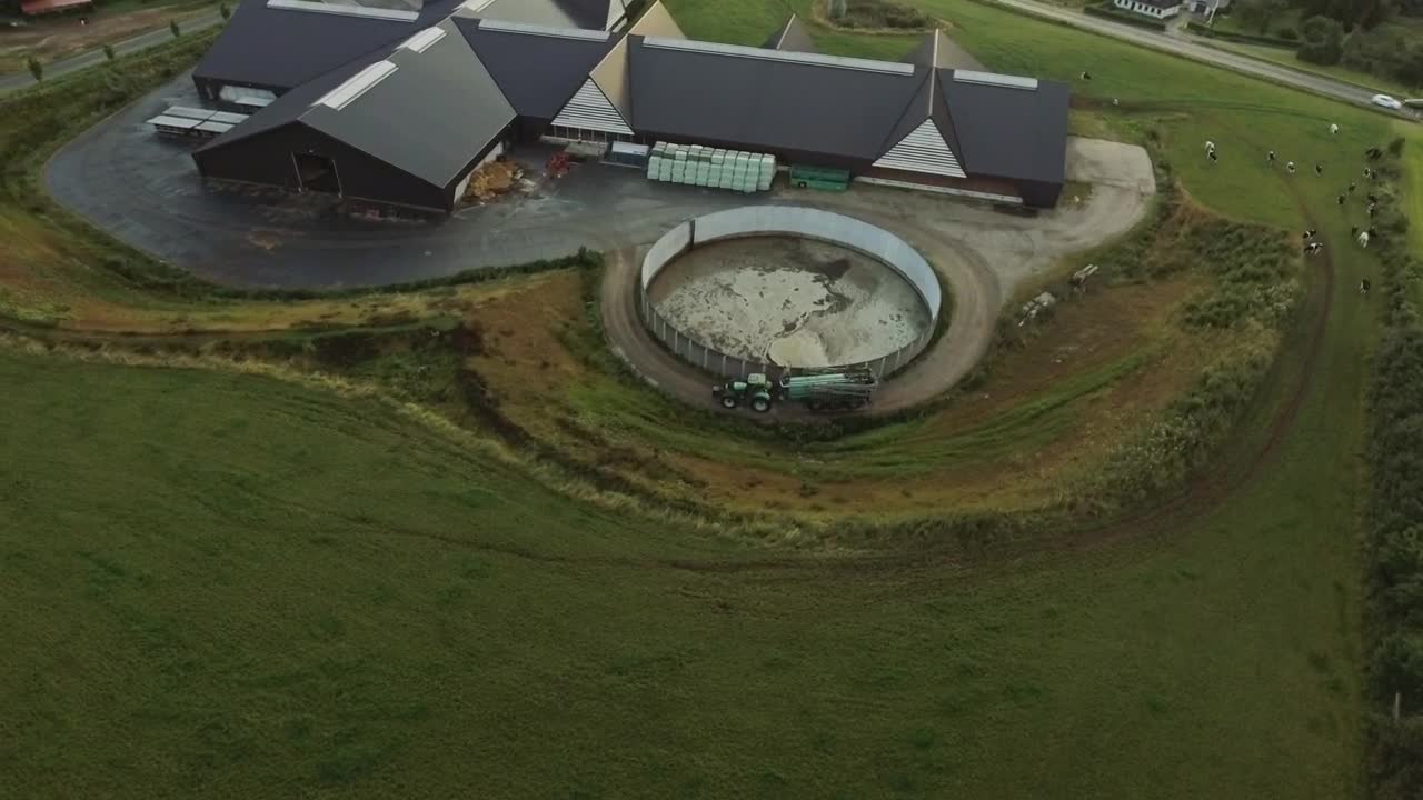 Free Video Stock tractor unloading at the farm Live Wallpaper