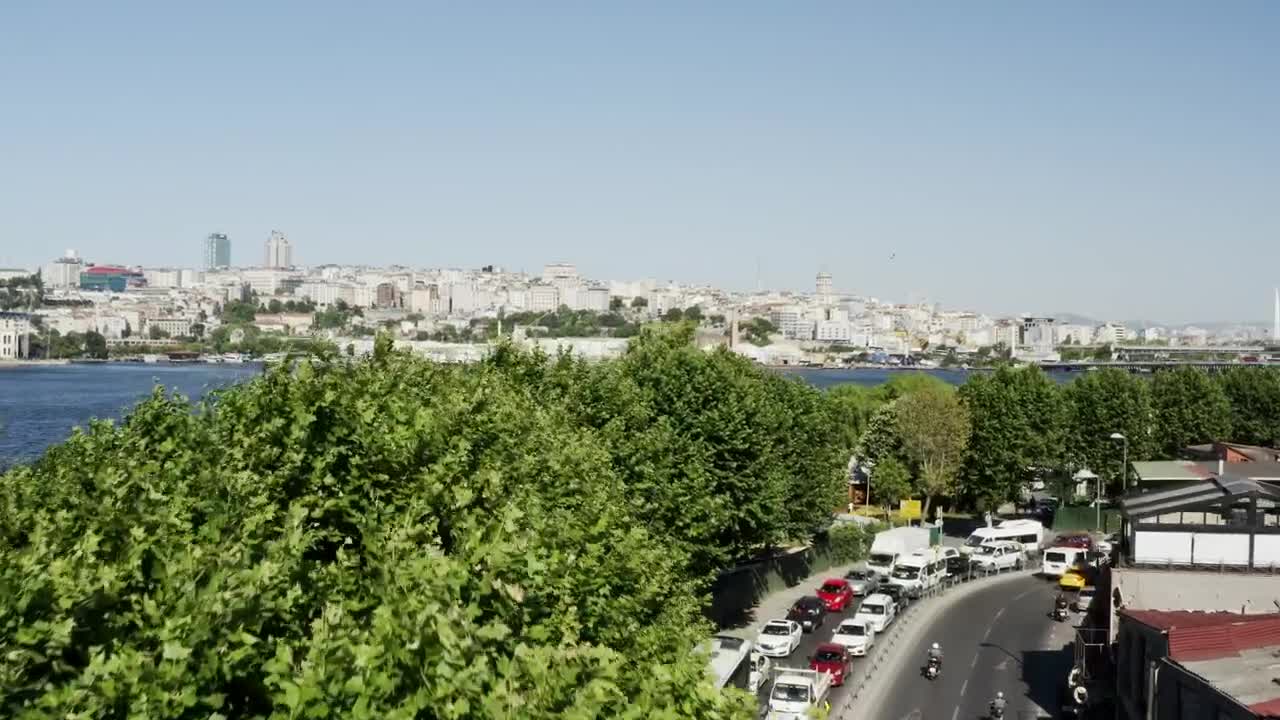 Free Video Stock traffic by a small dock Live Wallpaper