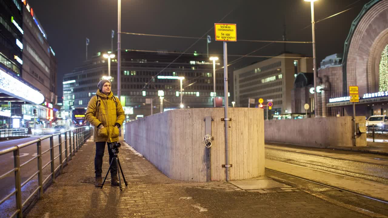 Free Video Stock traffic in helsinki Live Wallpaper