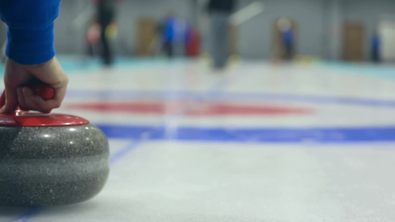 Free Video Stock training on ice Live Wallpaper