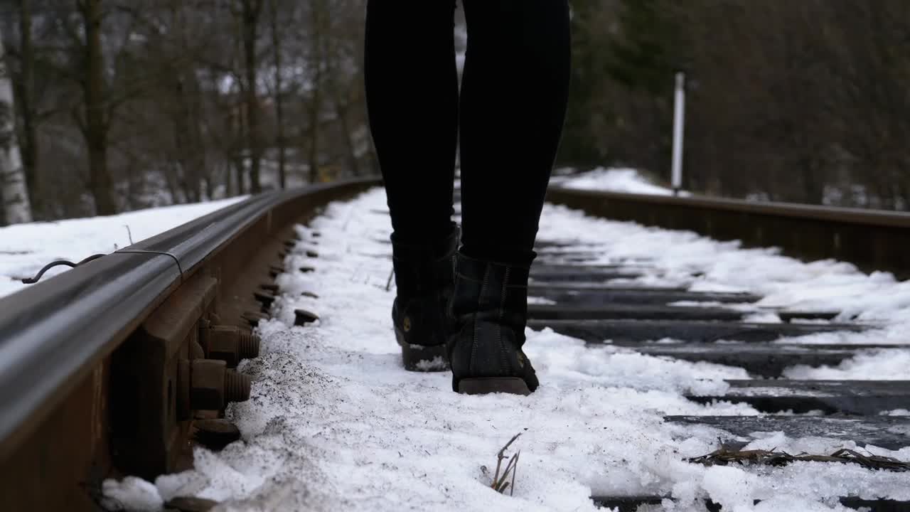 Free Stock Video Walking Over An Old Railway Tracks In The Winter Live Wallpaper