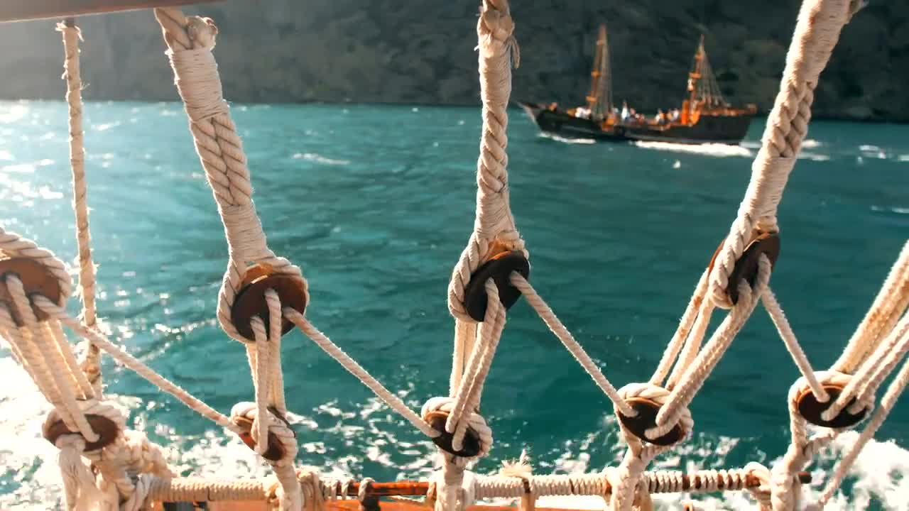 Free Stock Video View From The Ship Sailing In The Sea Live Wallpaper
