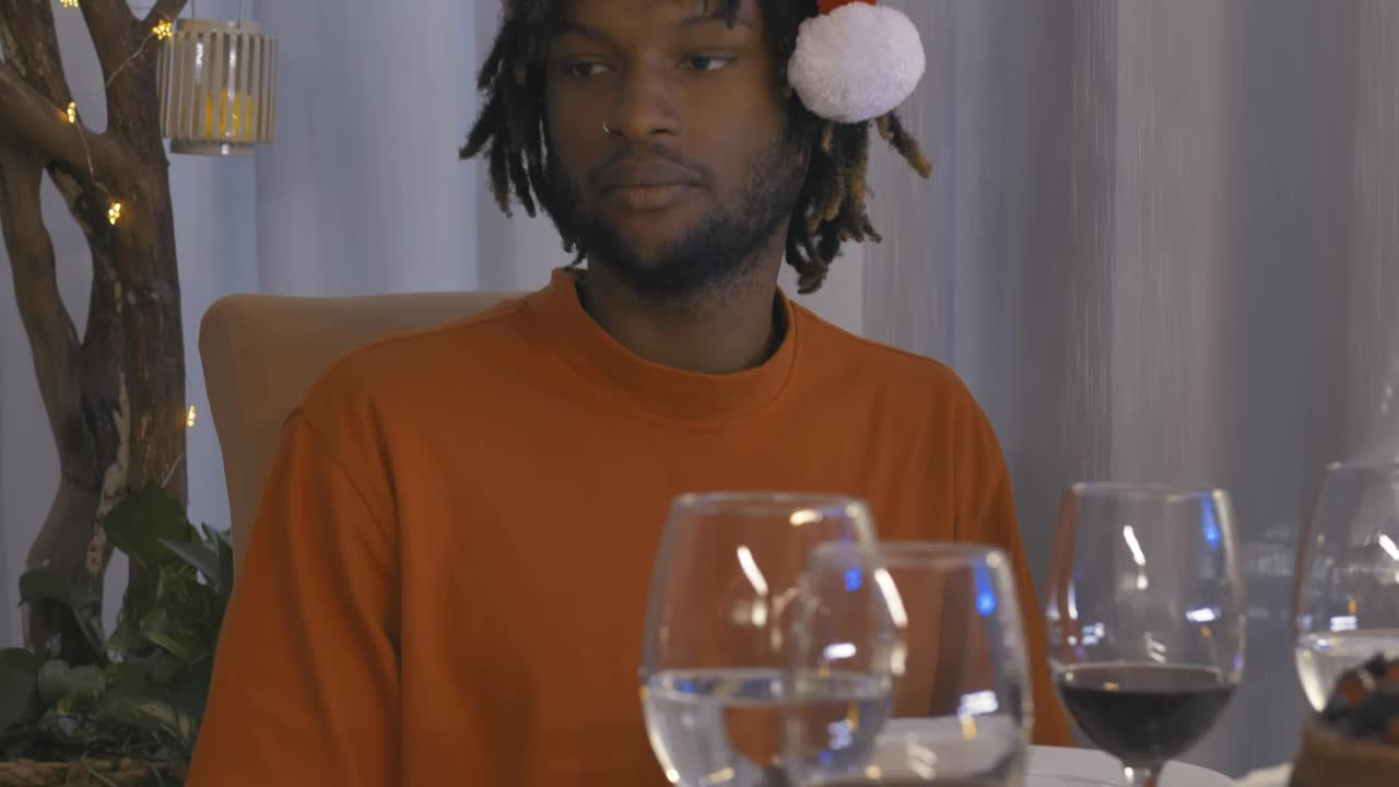 Free Stock Video View At The Table Of An Elegant Christmas Dinner Live Wallpaper