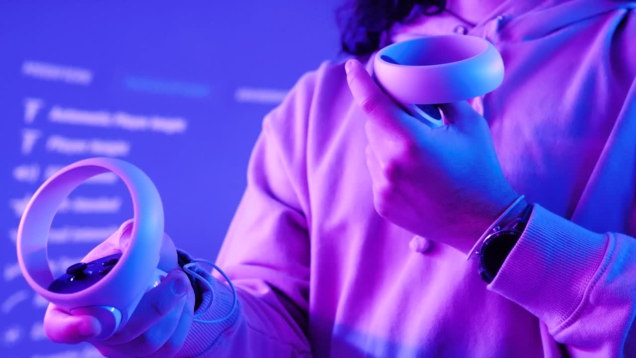 Free Stock Video Video Gamer Using Vr Glasses Live Wallpaper