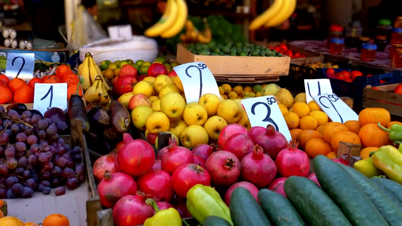Free Stock Video Variety Of Fruits In The Market Live Wallpaper