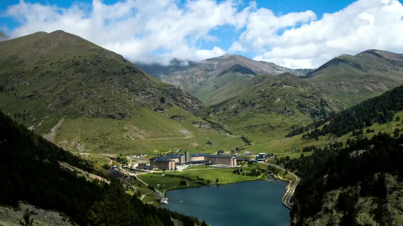 Free Stock Video Valley With Farms A River And Mountains Live Wallpaper