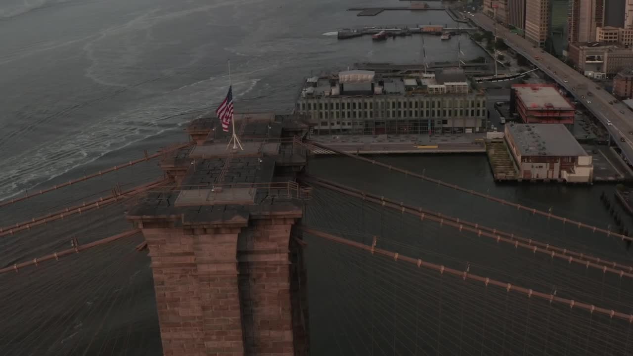 Free Stock Video Usa Flag Waving On The Brooklyn Bridge Live Wallpaper