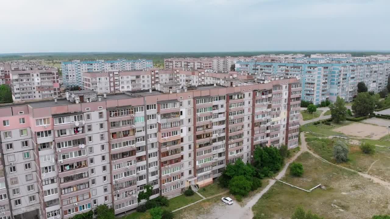 Free Stock Video Urban Apartment Buildings Near To Nature Live Wallpaper