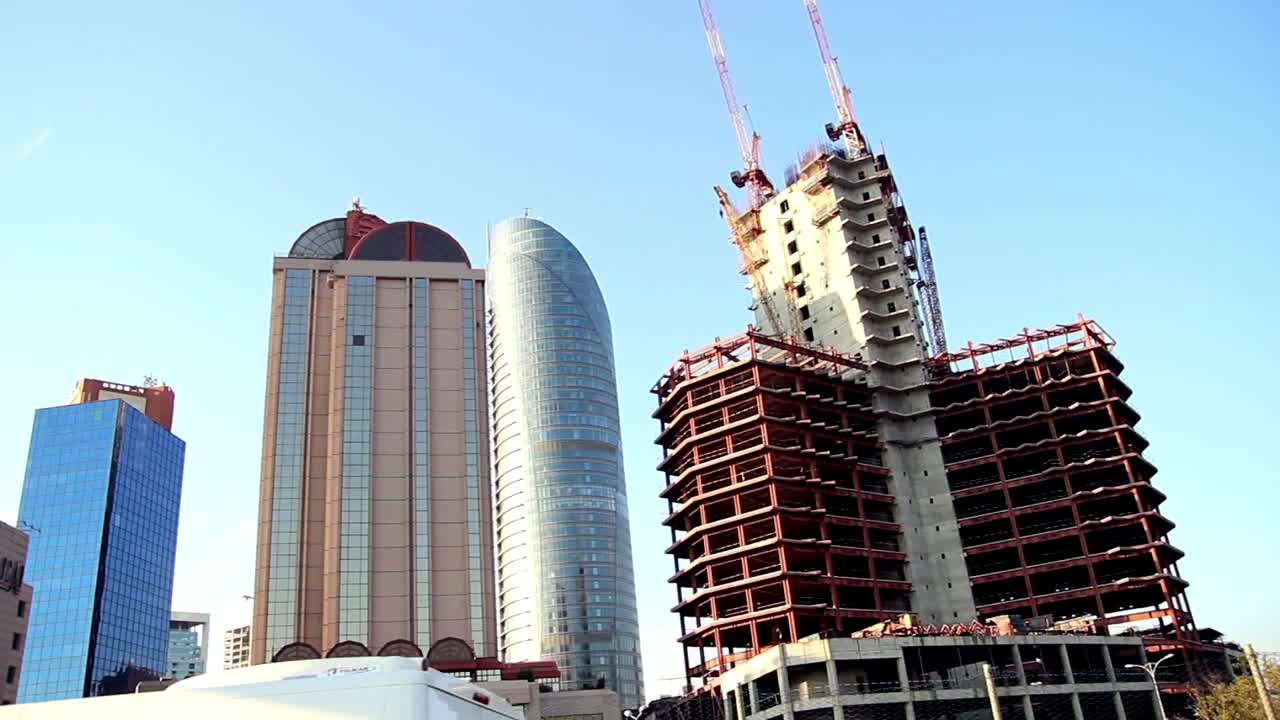 Free Stock Video Under Construction Building Seen From The Street Live Wallpaper