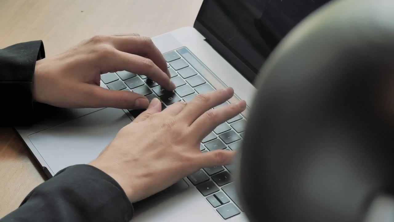 Free Stock Video Typing On A Laptop Close Up Live Wallpaper