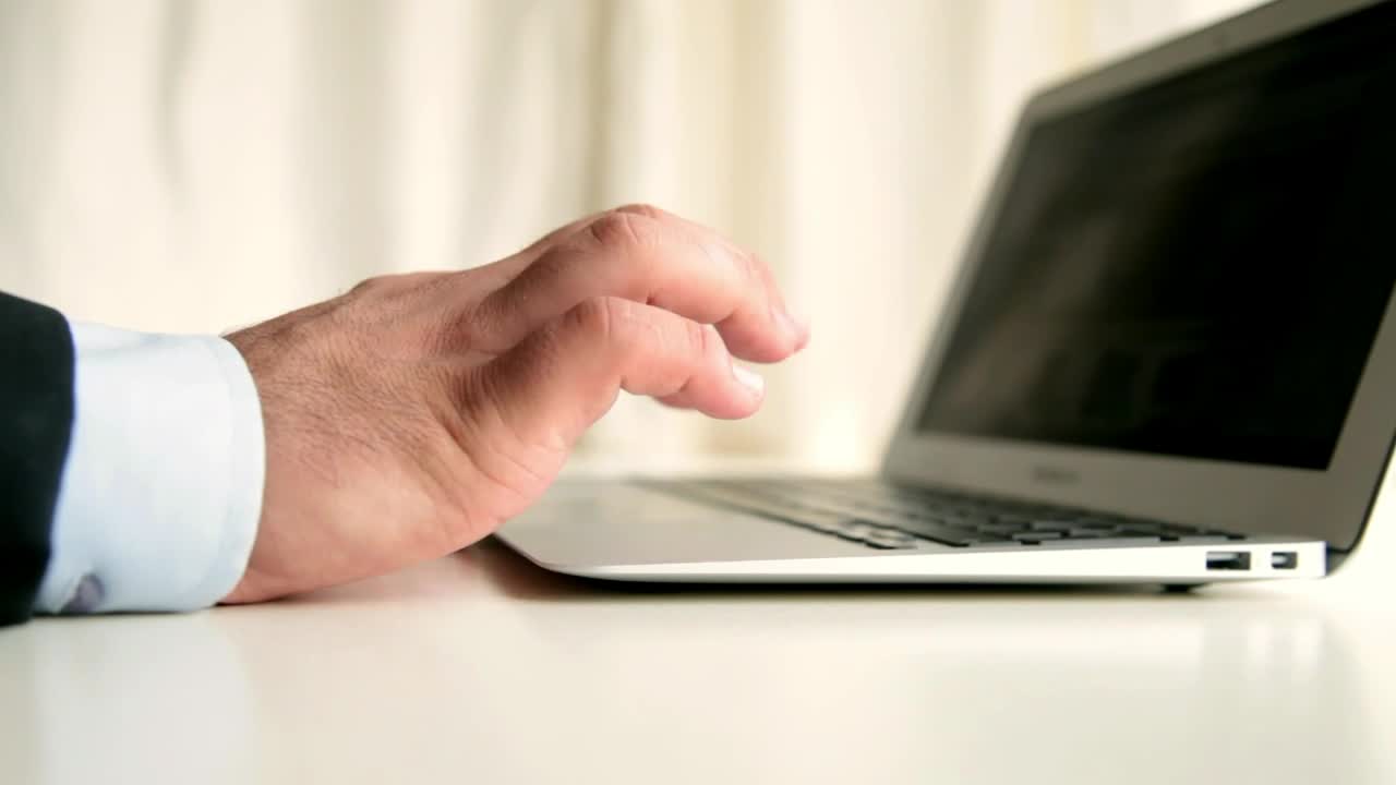 Free Stock Video Typing On A Computer After Thinking The Words Live Wallpaper