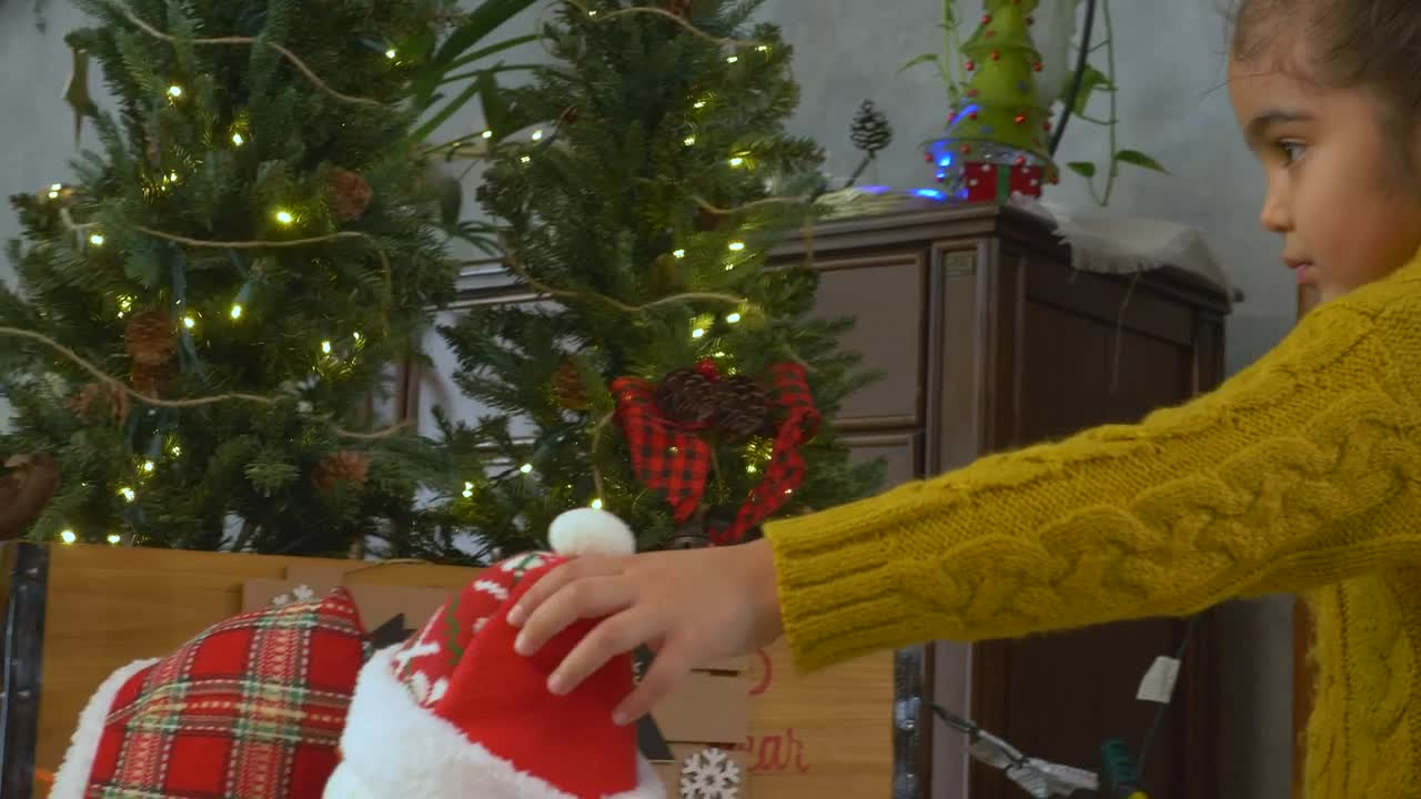Free Stock Video Two Little Girls Playing With Their Presents At Christmas Live Wallpaper