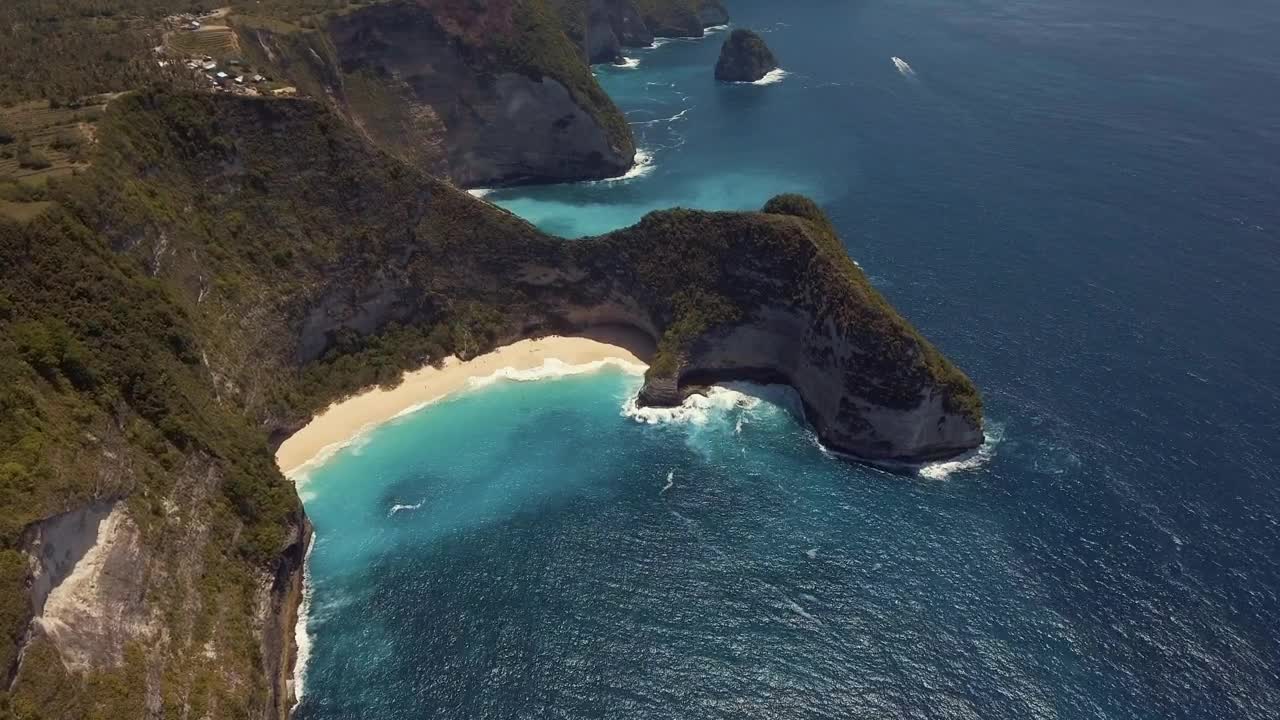 Free Stock Video Tropical Cliff With A Calm Sea Live Wallpaper