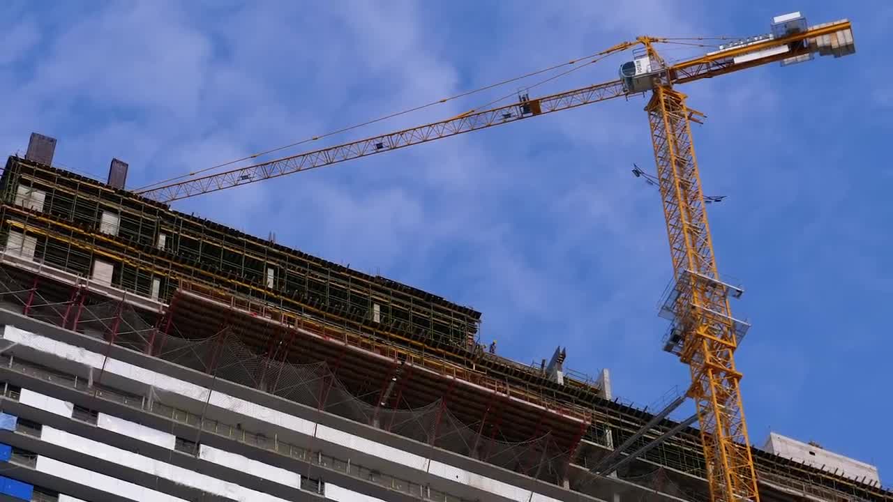 Free Stock Video Zooming Out Of A Construction Site With A Crane Live Wallpaper