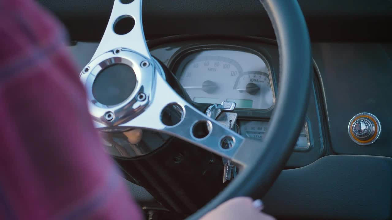 Free Stock Video Young Woman Starting A Jeep Live Wallpaper