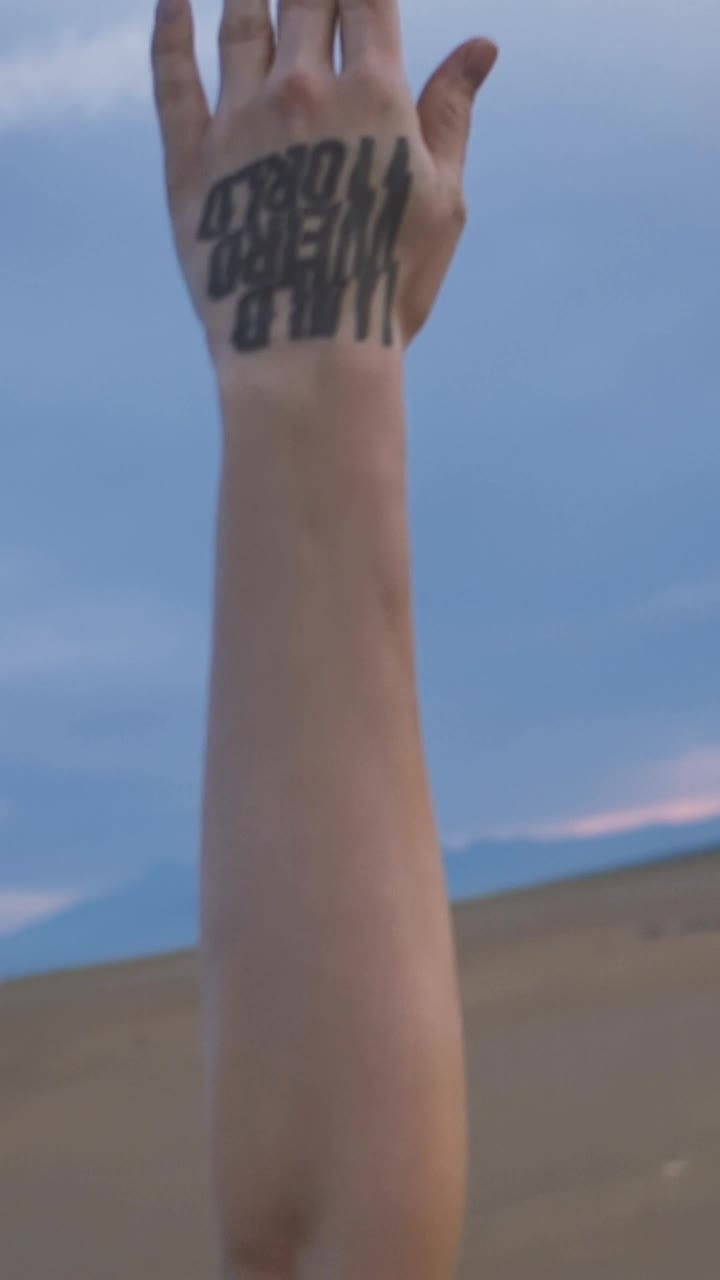 Free Stock Video Young Woman In Dress Practicing Yoga In A Desert Live Wallpaper