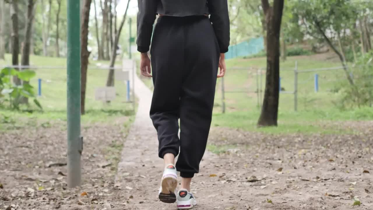 Free Stock Video Young Woman From Behind Walking In Nature Live Wallpaper