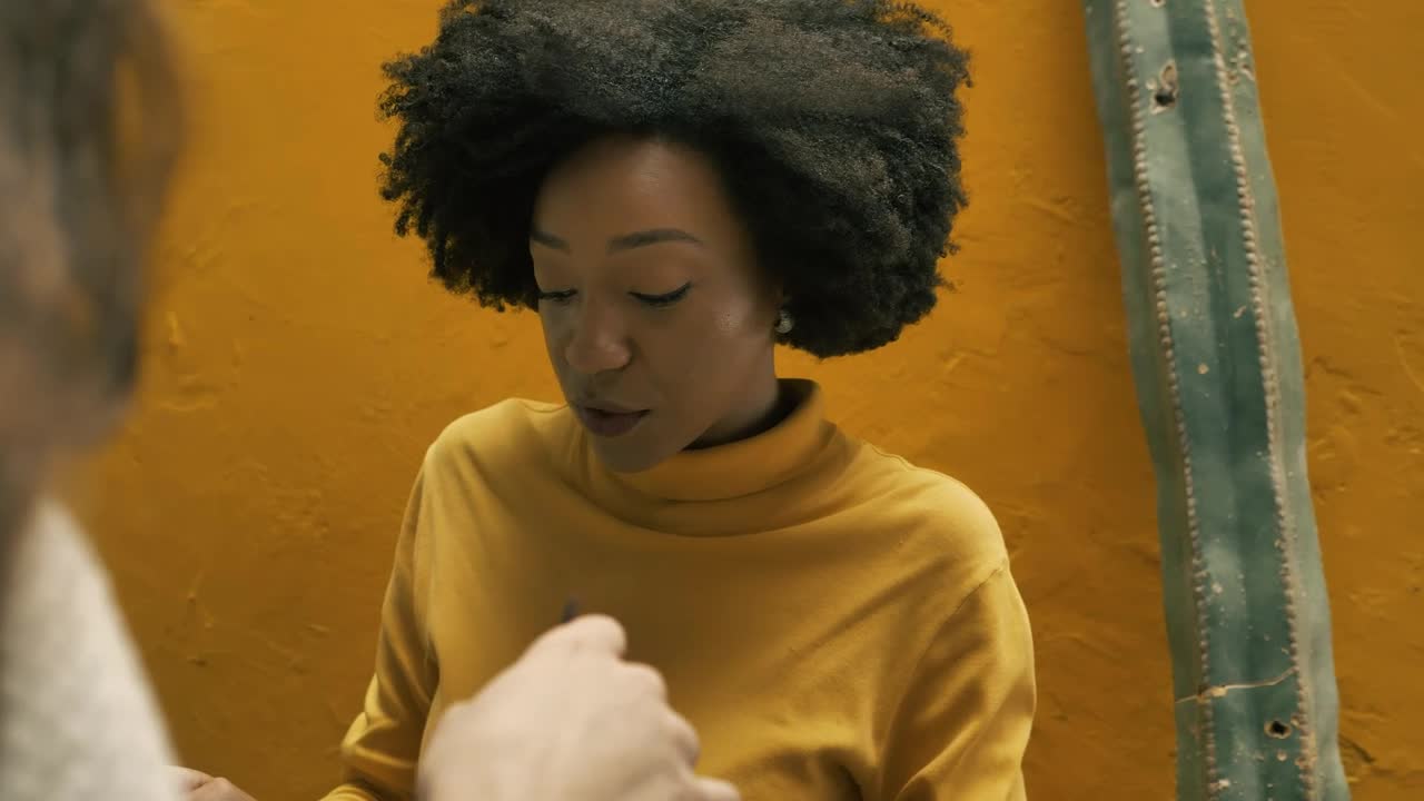 Free Stock Video Young Woman Eating In A Restaurant Live Wallpaper