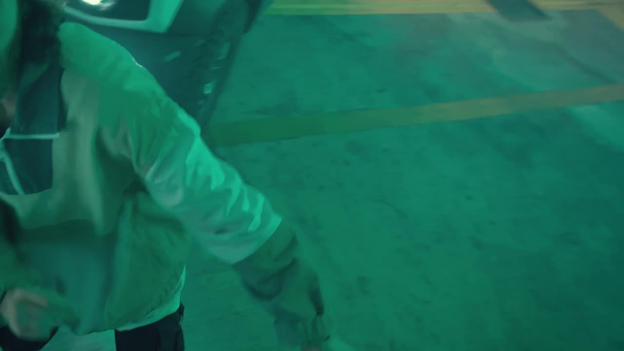 Free Stock Video Young Urban Man Dancing Live Wallpaper