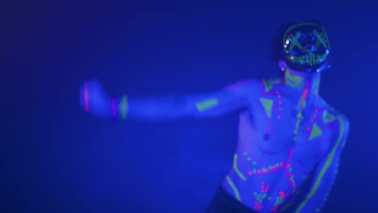 Free Stock Video Young Man Dancing In A Dark Spot With Party Lights Live Wallpaper