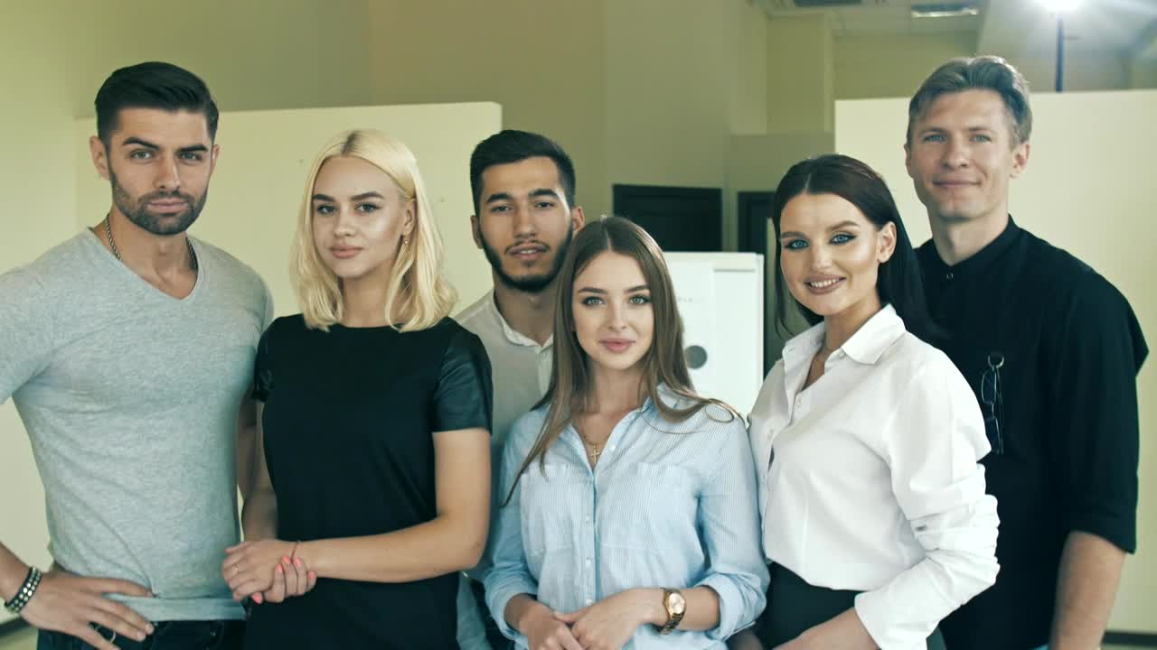 Free Stock Video Young Entrepreneurs Portrait Live Wallpaper