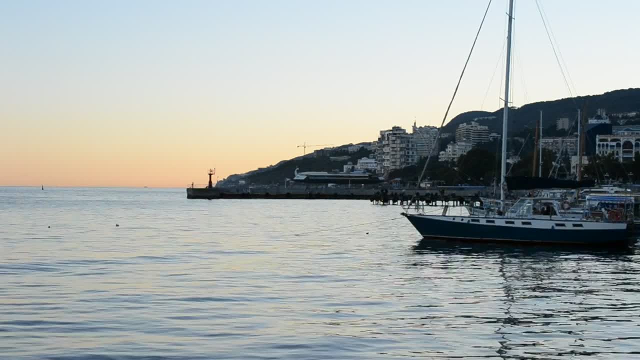 Free Stock Video Yacht Docked In The Evening Live Wallpaper