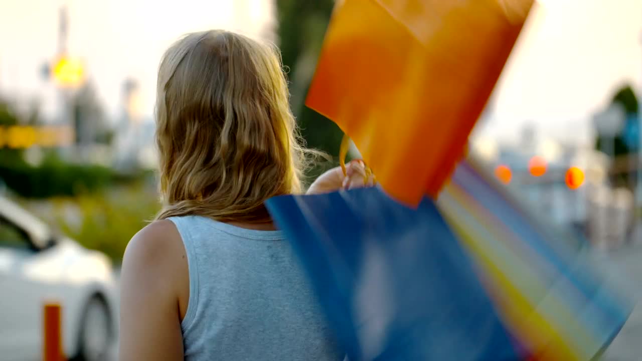 Free Stock Video Woman With Paper Shopping Bags Live Wallpaper