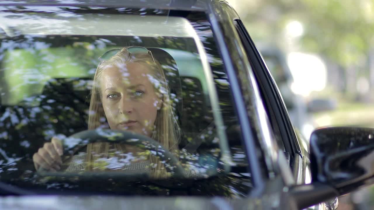 Free Stock Video Woman Taking Off Her Seat Belt To Get Out Of Live Wallpaper